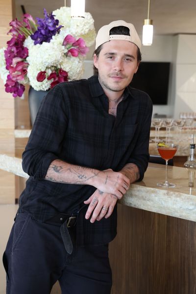 Brooklyn Beckham swaps UK for US as he abandons pub plan to open burger restaurant