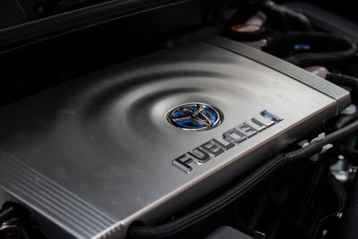 FuelCell Energy Stock Jumps But Analysts Warn Shares Look Richly Valued