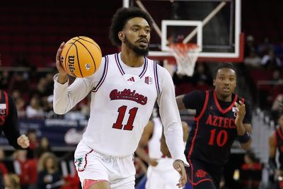 NCAA bans 3 college basketball players for betting on their own games at Fresno St, San Jose St