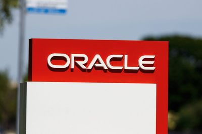 Oracle's Exceptional Backlog Confirms Its Role As Key AI Enabler: Analyst