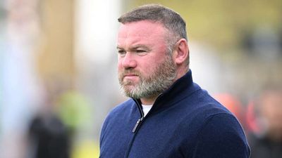 Wayne Rooney Issues Response to Michael Owen’s Withering Jibe