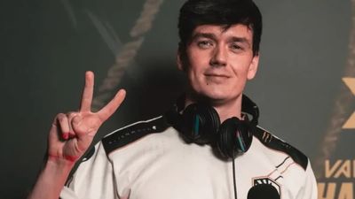 ‘Every region except China’: Ex-VALORANT coach Sliggy rejected multiple VCT offers in favor of streaming