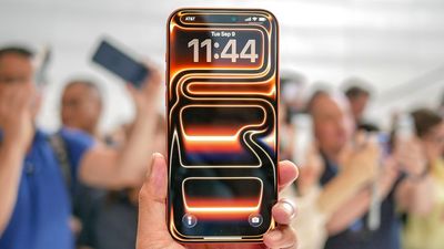 The iPhone 17 display may have one-upped the Pixel 10 Pro in a major way