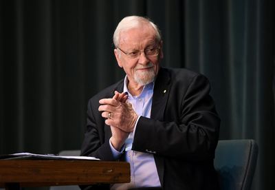 Gareth Evans scolds ‘bone-headed’ Meanjin publisher as imminent closure sparks protest