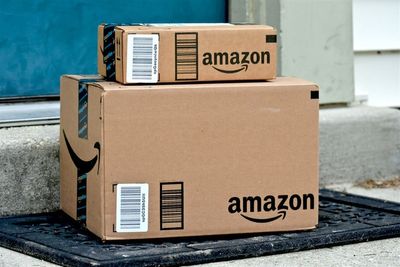 Amazon’s Chart Forms a Troubling Triple Top: Time for Caution?