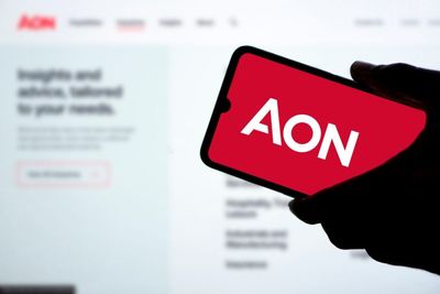 Aon To Rally Around 19%? Here Are 10 Top Analyst Forecasts For Thursday