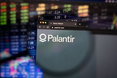 Palantir's Rally Is Replaying Cisco's Dot-Com Setup—And That Ended Brutally