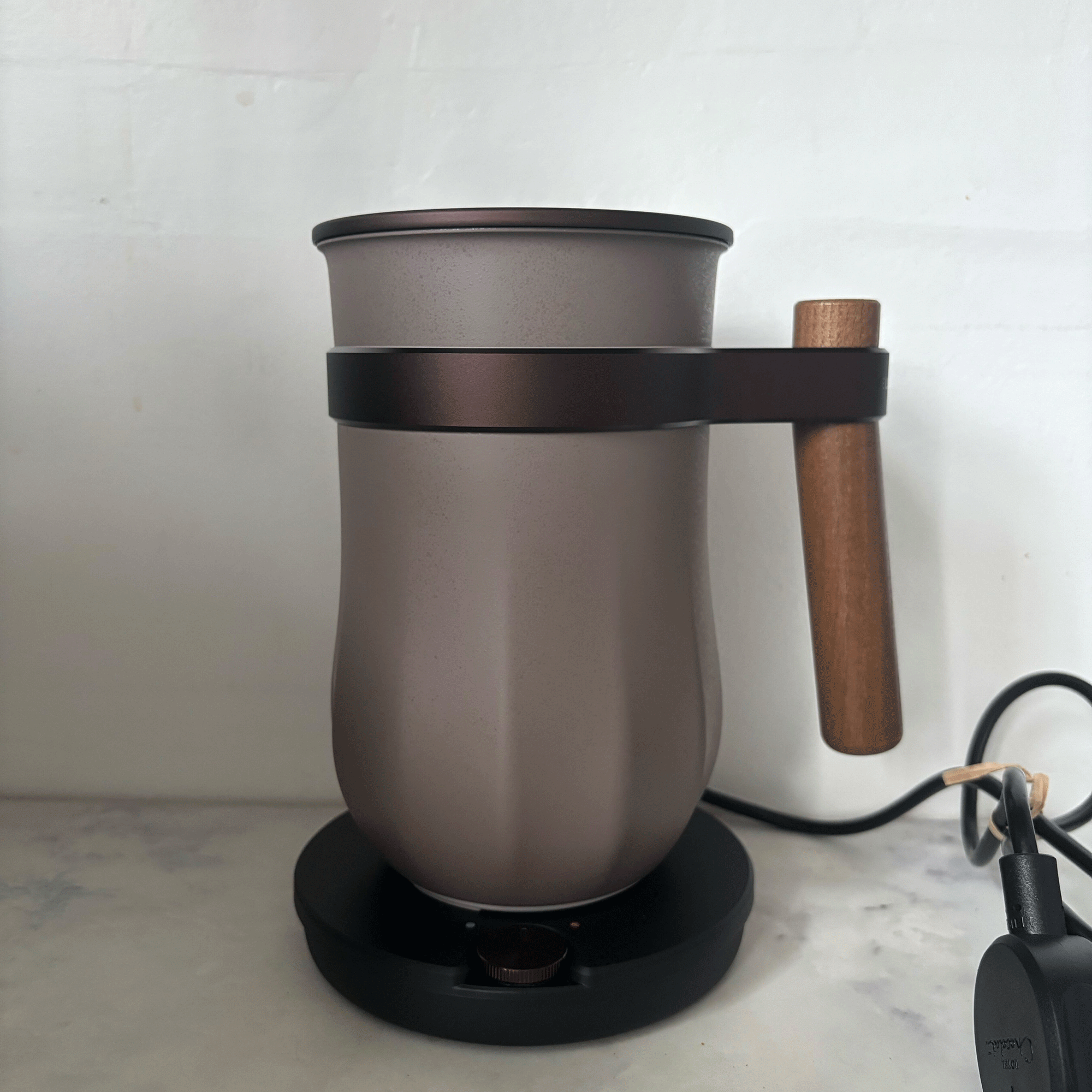 I got my hands on Hotel Chocolat's All-New Velvetiser that makes hot and cold drinks – this is how it compares to the OG