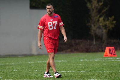 Travis Kelce breaks silence after injuring Chiefs teammate during Chargers game