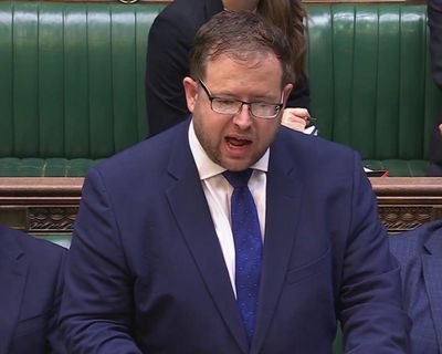 Starmer and Cooper lead from the back as junior ministers take the Mandy flak