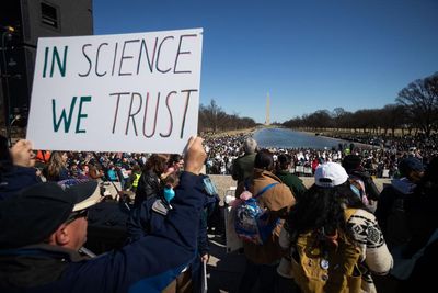 Judge allows Trump to cut more than $1bn in National Science Foundation grants