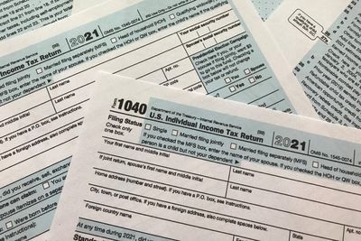 You Earn It, You Keep It: New Bill Would End Taxes On Social Security Benefits