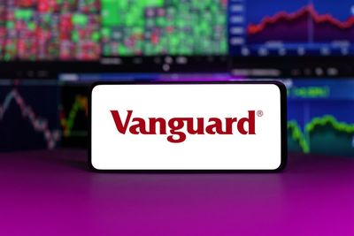 Vanguard’s VUG ETF: The Ultimate Growth ETF for Your Portfolio