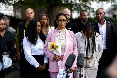 Heartbroken mother of woman killed by boyfriend in Hackney tells PM justice system is ‘broken’