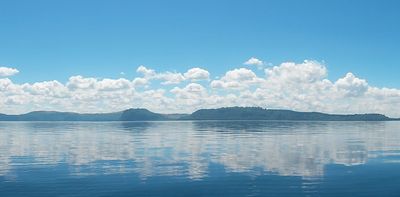 Lakeshore shallows can be biodiversity hotspots – but warming is changing their complex ecology