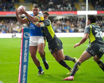 Catalans Dragons deal major blow to Leeds’ hopes of top-two finish