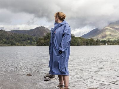 Zone3 Thermotech changing robe review: a decent alternative to a DryRobe that's lighter than you might expect