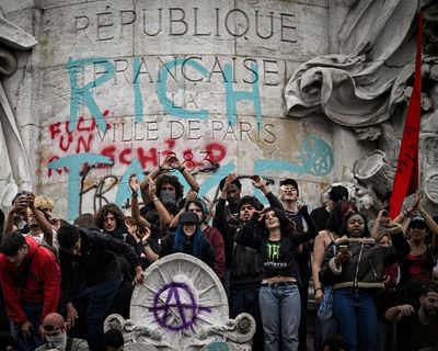 Macron has defied the will of the people. He leaves the French public no choice but to Block Everything