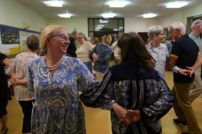 Thousands of Jane Austen superfans descend on city to celebrate beloved author’s birthday