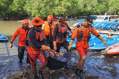 Rescuers search for missing people as deadly Indonesia floods recede