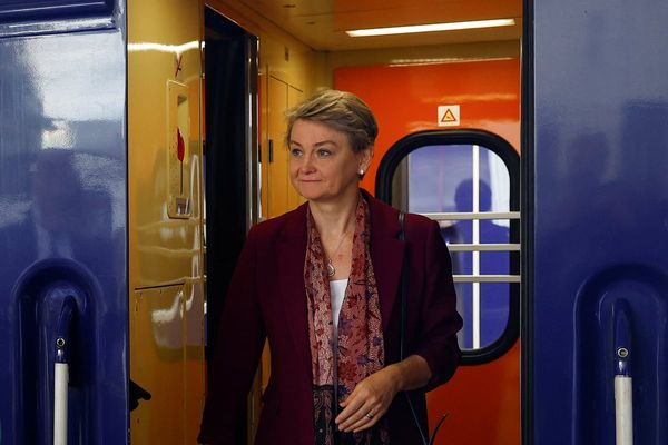 Yvette Cooper announces new sanctions on Russia as she visits Kyiv