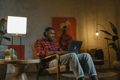 12 Essential Work-From-Home Accessories That Boost Productivity and Comfort in 2025