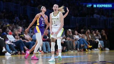 Comparing Paige Bueckers' Dominant Rookie Season to Caitlin Clark's