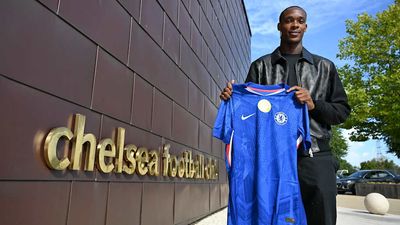 Chelsea Confirm Surprise Agreement to Sign New Striker
