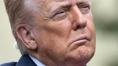 Did Donald Trump have a stroke? Fears for President’s health as face seriously droops at recent event