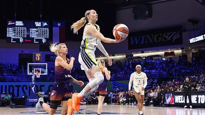 Paige Bueckers Ends Rookie Year Paying Homage to a Basketball Great