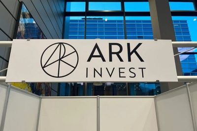 Cathie Wood Says Yes To Klarna IPO: Ark Invest Scoops Up Shares On First Two Days Of Trading
