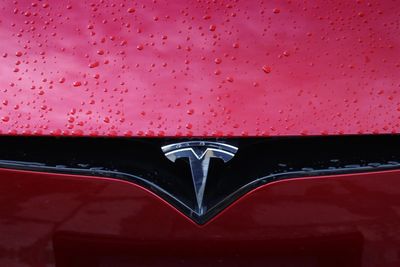 Tesla's U.S. Market Is At An 8-Year Low... How Bad Could It Get?