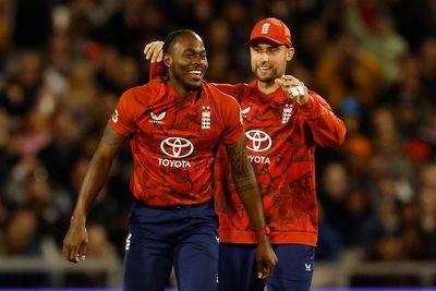 How England thrashed South Africa in stunning T20 victory