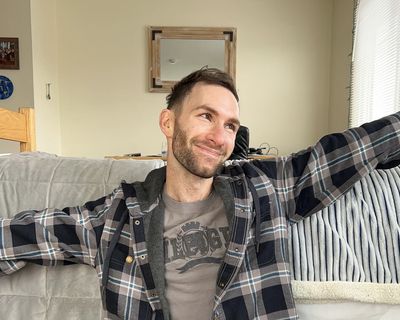 This millennial paid off $80,000 in student debt by going ultra frugal—even unplugging his fridge—and working 10 side hustles