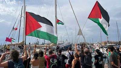 European aid flotilla sails to Gaza with four MEPs aboard