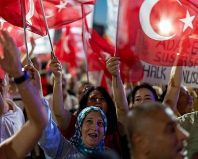 Turkish mayor detained in corruption probe as opposition faces crackdown