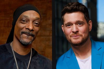 Watch Snoop Dogg and Michael Bublé be moved by the music of Juan Gabriel