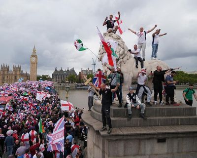 Far-right London rally sees record crowds and violent clashes with police