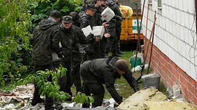 Poland briefly deploys planes in airspace due to threat of drone strikes in nearby parts of Ukraine