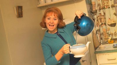 I set out to add color to my neutral countertops, only to find the perfect inspiration in Lulu’s vintage ’60s kitchen