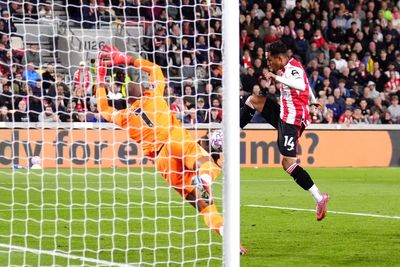 Fabio Carvalho snatches last-gasp point for Brentford to deny Chelsea