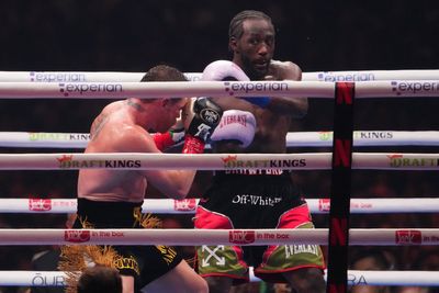 Terence Crawford and Canelo Alvarez go the distance in historic fight