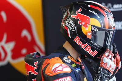 Vinales: “It’s hard to accept that I’m a passenger on the bike”