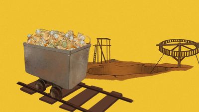 How the diamond engagement ring was invented – and sold around the world