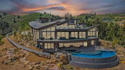 You Can Rent the ‘Mountainhead’ Mansion for $50K a Night: See All the Crazy Amenities