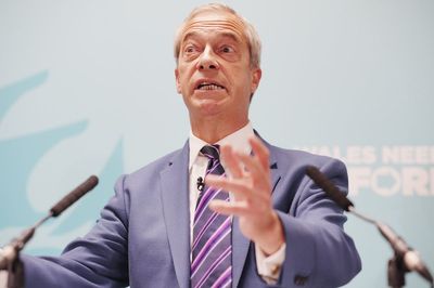 Farage urged to disclose who paid for US trip to headline Trump fundraiser