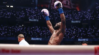 By Defeating Canelo Alvarez, Terence Crawford Is Now a Boxing Legend