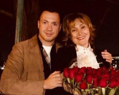Georgia freezes bank accounts of parents of jailed former aide to de facto leader