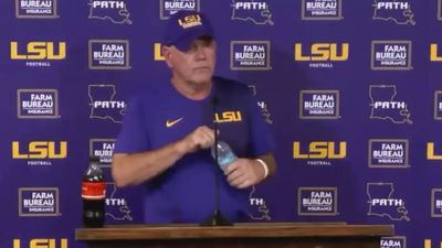 Brian Kelly Had Fiery Exchange With Reporter After LSU's Win Over Florida