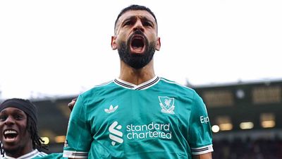 Mohamed Salah Climbs Above Man Utd Legend to Reach New Premier League Goal Milestone